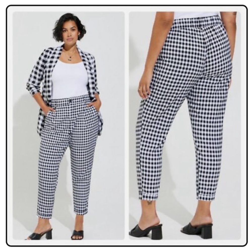 MAKE AN OFFER - TORRID Black & White Checkered Gingham Studio Pants